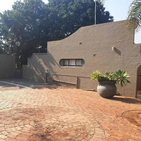 32 On Mendoza Hotel Durban Eksteriør billede